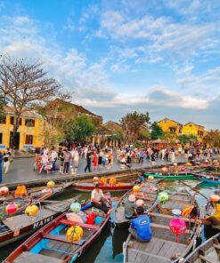 Hoi An Day Trip from Da Nang | Explore Ancient Town & Local Culture